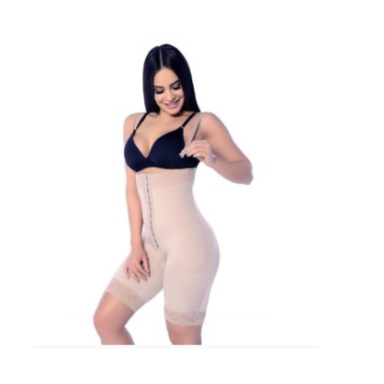 Cinta Curta Com Abertura Tamanho Médio Referência:103M - Model Slim