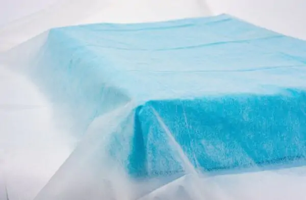 Lençol Descartável Sem Elástico 0,90X2,00 30G Branco Com 10 Unidades - Descartee
